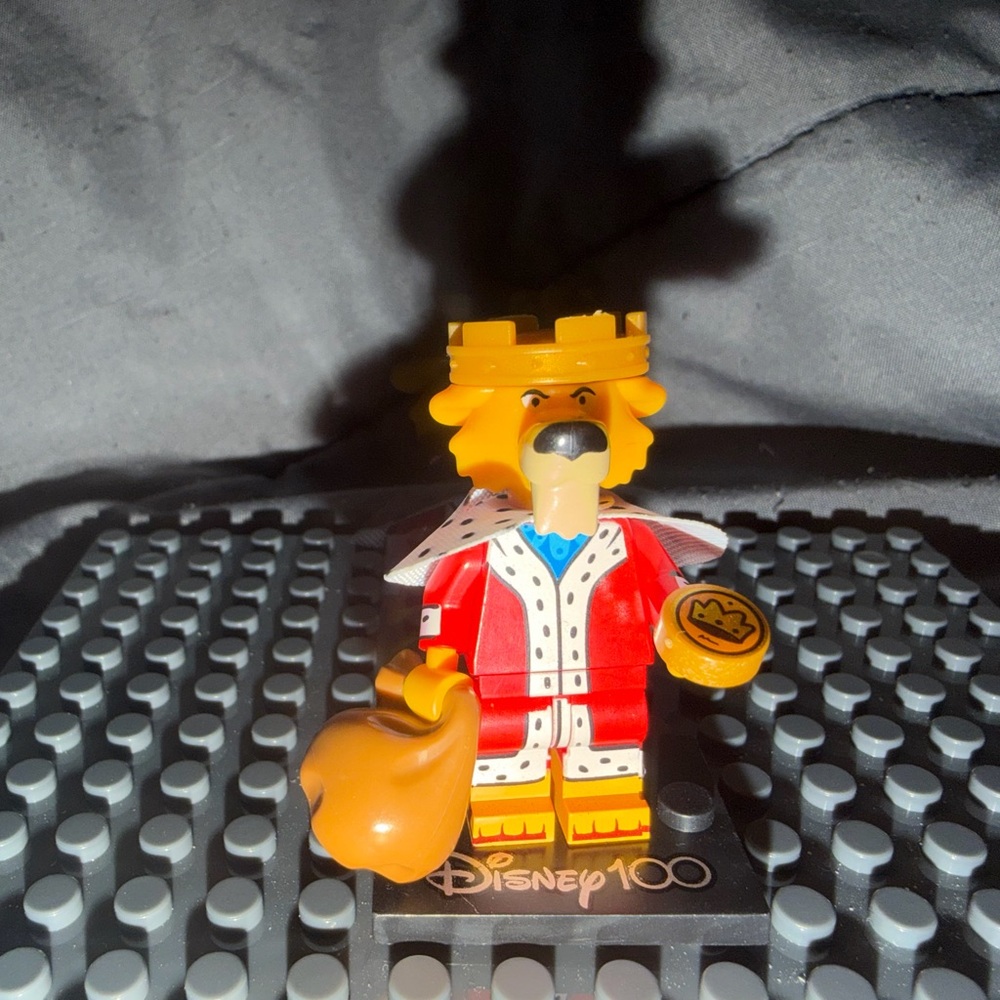 Prince John - Robin Hood Minifigure